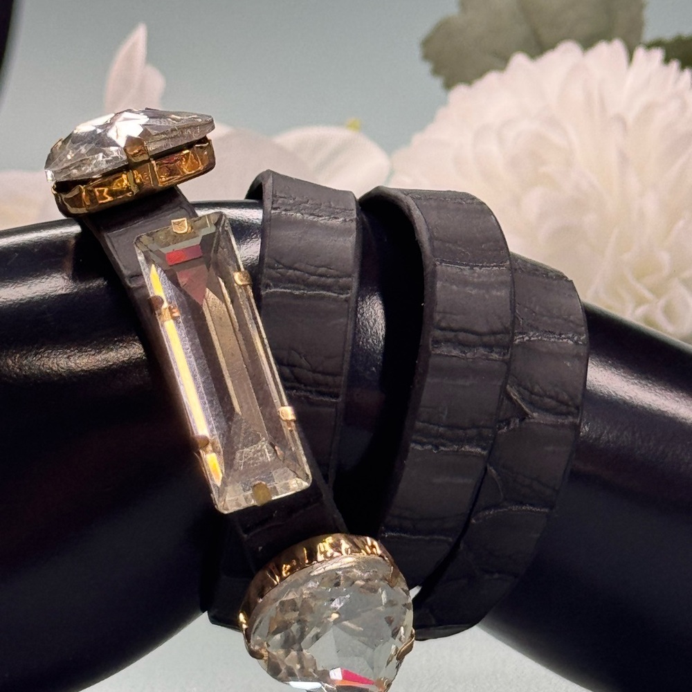 Black and Gold Artisanal Bracelet with Intricate Detailing